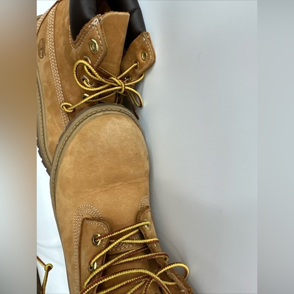 Timberland Premium Waterproof Boots Wheat Nubuck Size 3 Youth - Picture 2 of 5